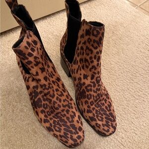 Cute leopard print booties